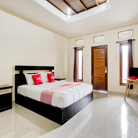 Oyo 90711 Blembong Homestay Jimbaran Zewnętrze zdjęcie
