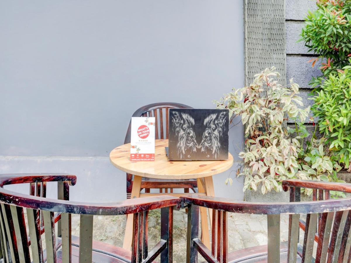 Oyo 90711 Blembong Homestay Jimbaran Zewnętrze zdjęcie