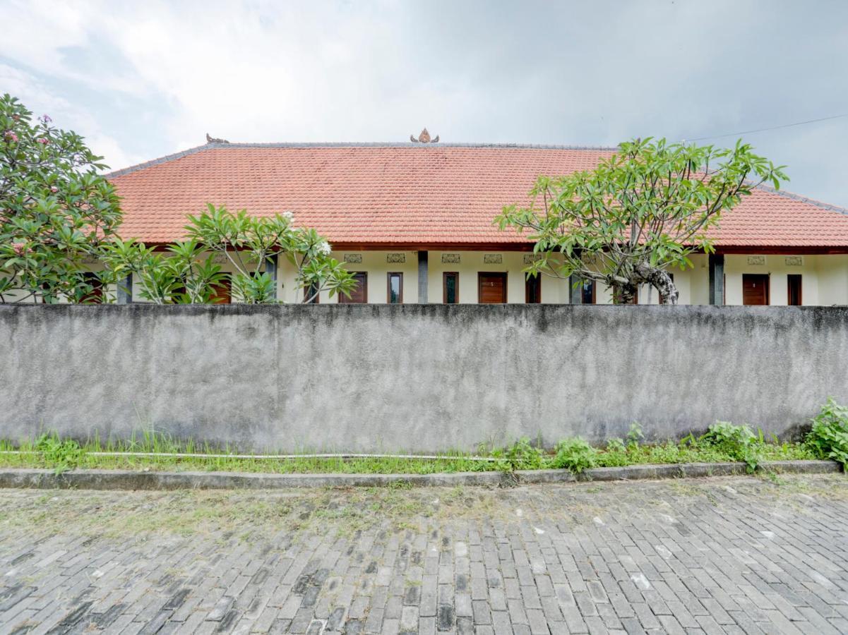 Oyo 90711 Blembong Homestay Jimbaran Zewnętrze zdjęcie