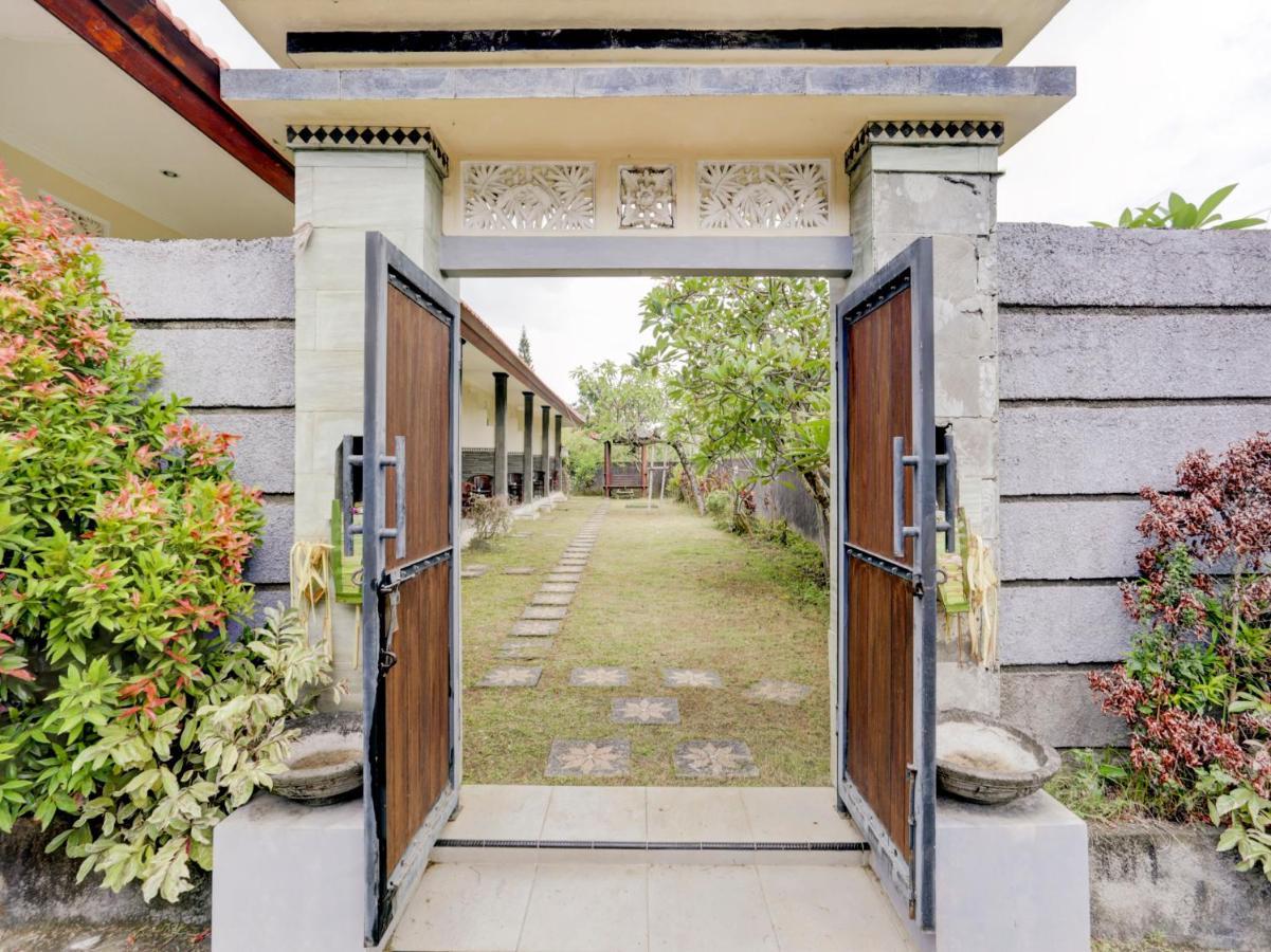 Oyo 90711 Blembong Homestay Jimbaran Zewnętrze zdjęcie