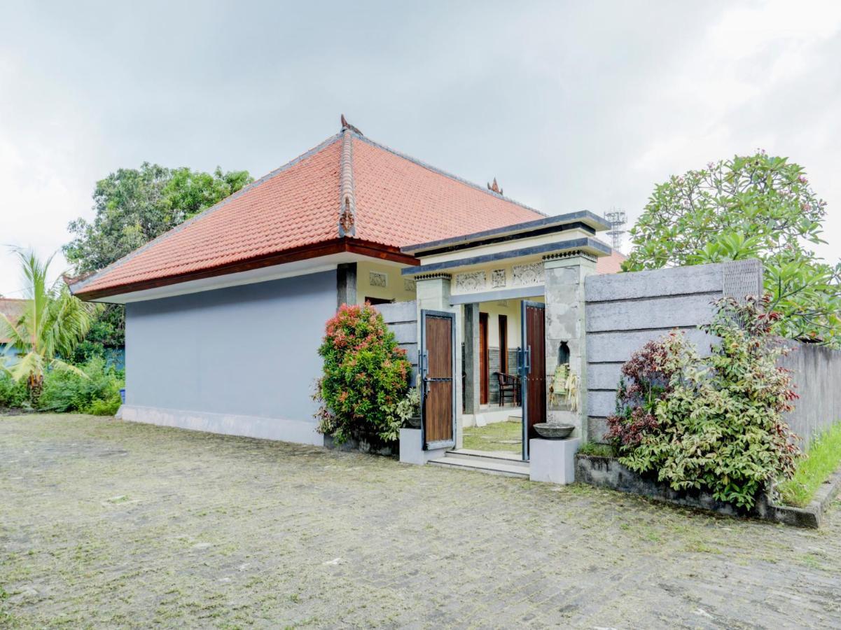Oyo 90711 Blembong Homestay Jimbaran Zewnętrze zdjęcie