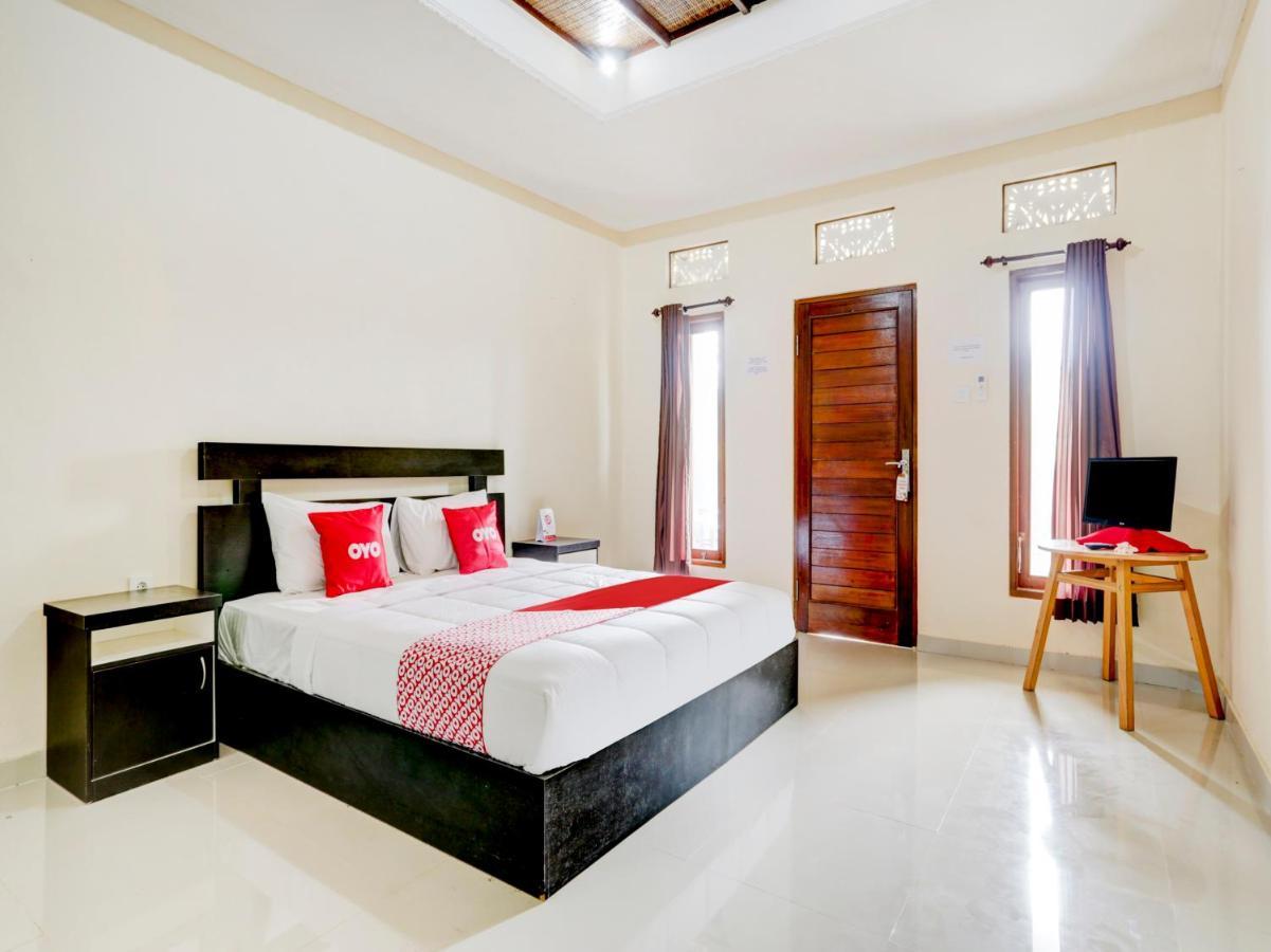 Oyo 90711 Blembong Homestay Jimbaran Zewnętrze zdjęcie